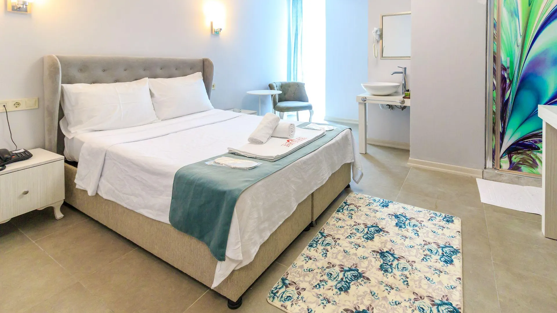 Nar Palace Istanbul 3*,